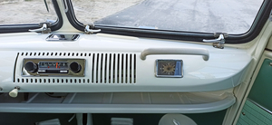 Volkswagen Split Bus Micro Deluxe Bus 21 Windows 1967 - Volkswagen - 3