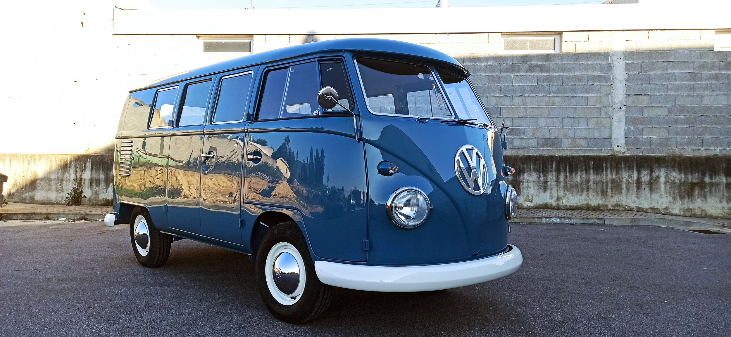 Volkswagen Split Bus November 1962 
